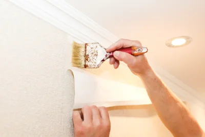 Pose de papier peint à Veney — revêtements muraux et toiles de verre